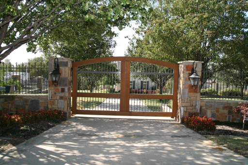 Private Dallas Area Residence Entrance